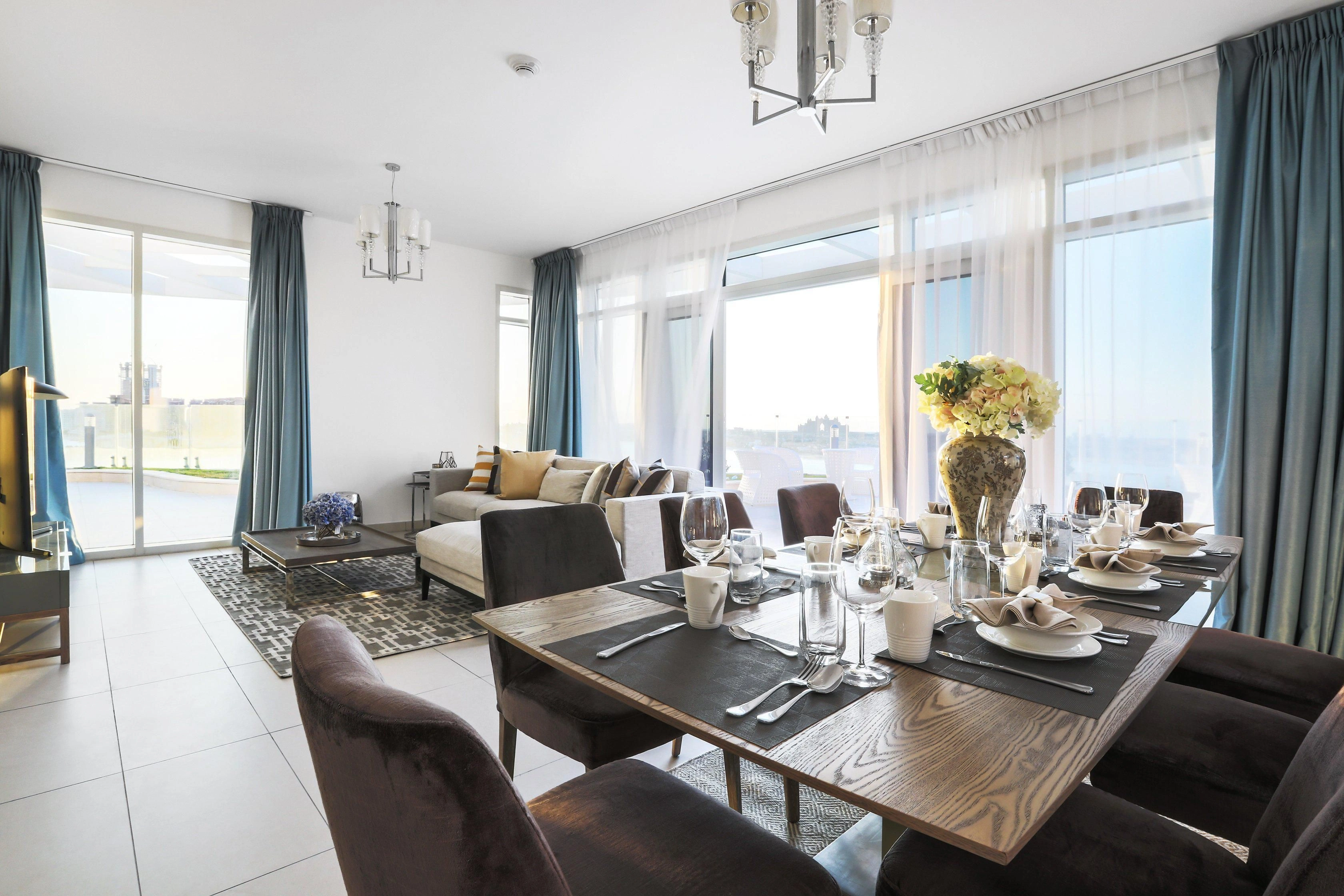 مجتمع مسکونی الیت با ساحل اختصاصی در دبی