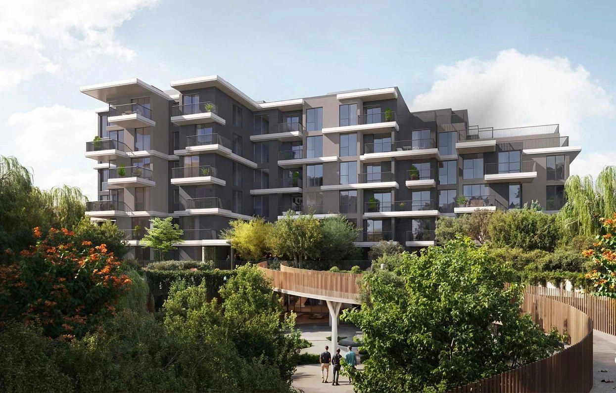 مجمع سكني حديث محاط بالغابة في دبي