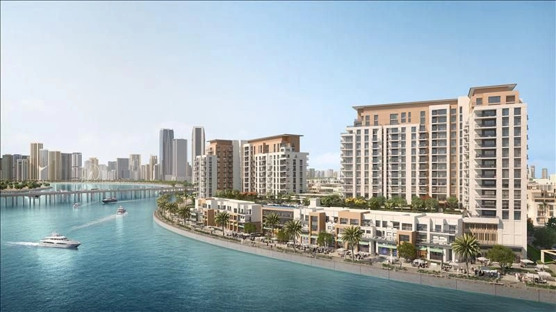 Premium Beachfront Pool Residence, Sharjah