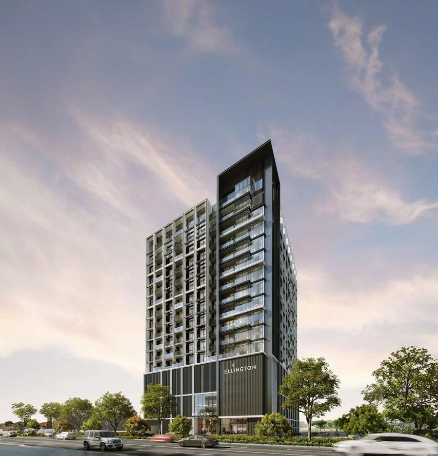 Luxury Residential Complex with Shopping Mall in Dubai