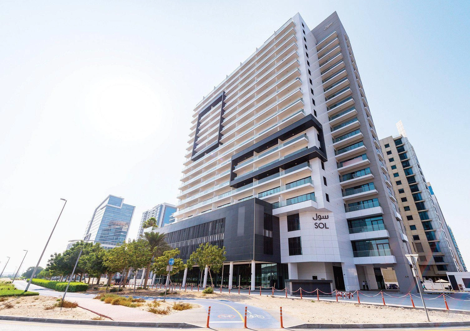 Luxuriöser Wohnkomplex mit Blick auf den Burj Khalifa, Dubai