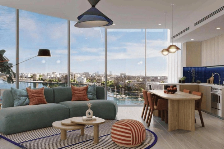 Luxury Residential Complex with Marina in Dubai