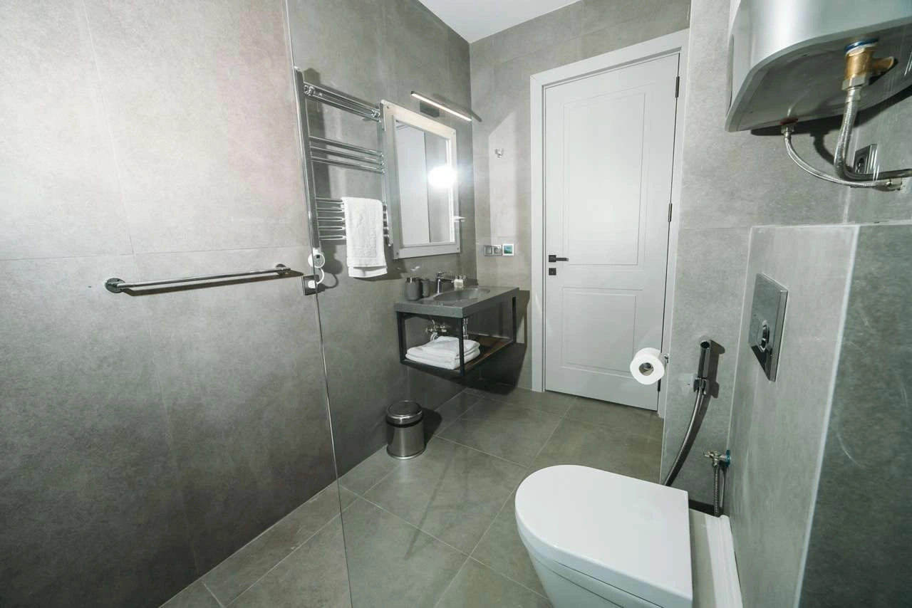 مجتمع منحصر به فرد پنج ستاره و چهار فصل در باتومی