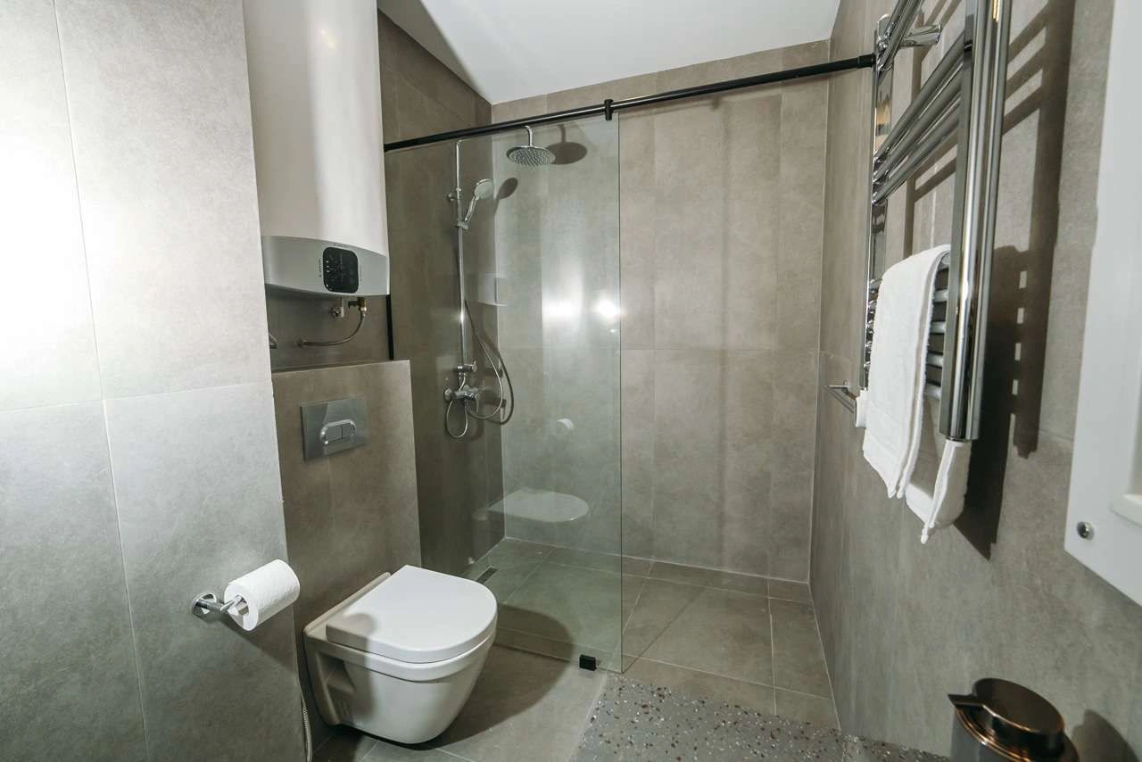 مجتمع منحصر به فرد پنج ستاره و چهار فصل در باتومی