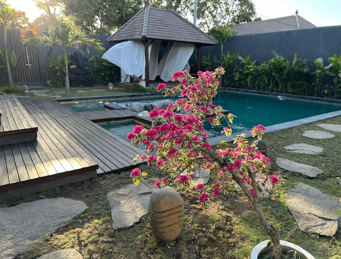 Luxury Villa Complex with Private Park in Bukit, Bali