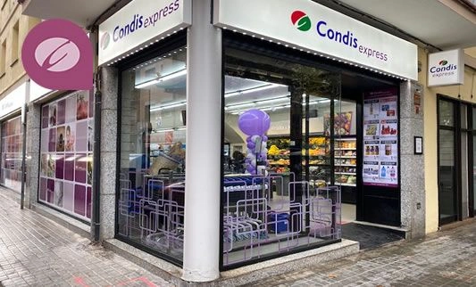 Sale of profitable business: two-storey property in Barcelona