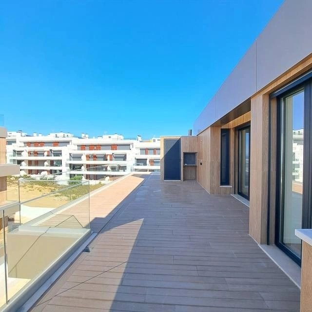 دوبلكس 3+1 من المالك في إريسييرا، البرتغال