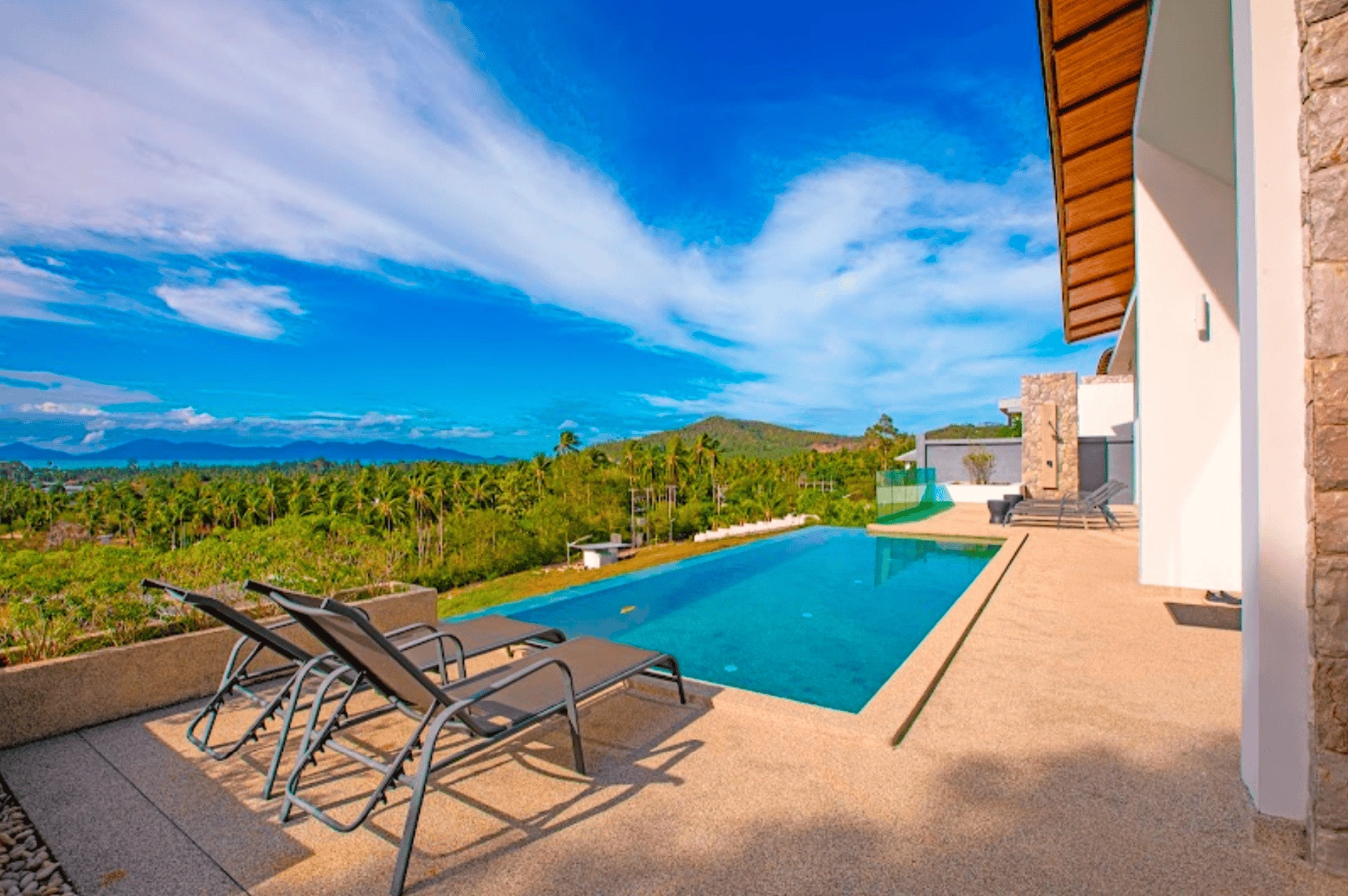 Complex of luxury villas in the center of Koh Samui