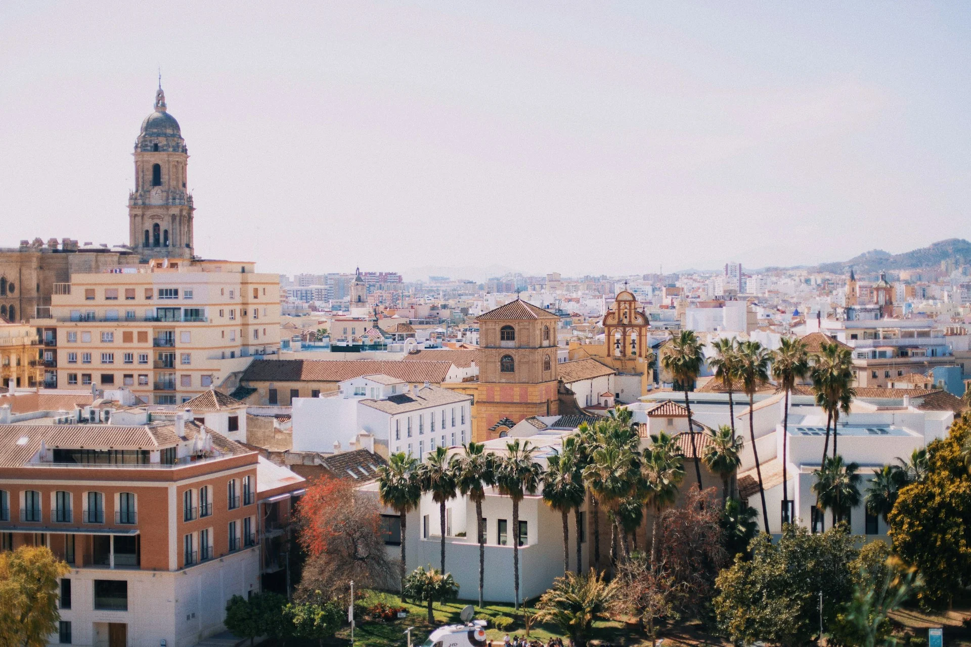 Buy residential homes in Malaga – Secondary Real Estate by VelesClub Int.