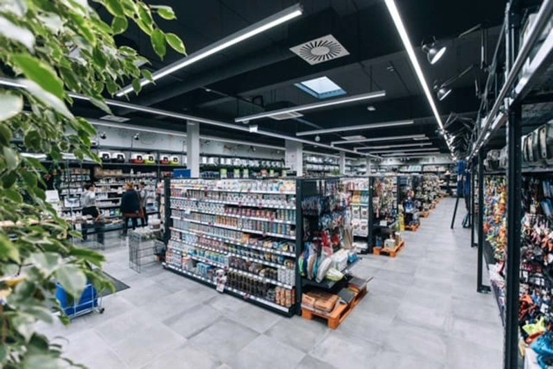 Achetez un centre commercial en Slovénie pour 2650k € ✅