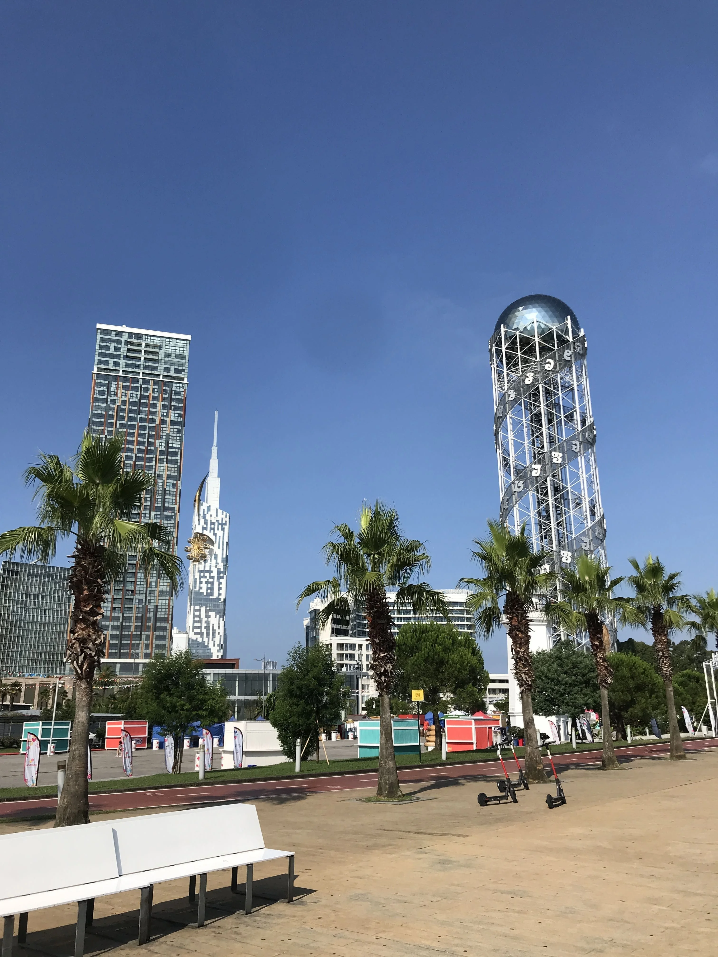 Dubai in Georgian: how Batumi has changed over several decades