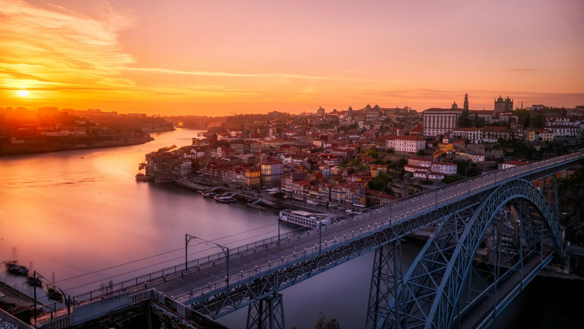 Global Logistics from Porto - Export-ready routes | VelesClub Int.