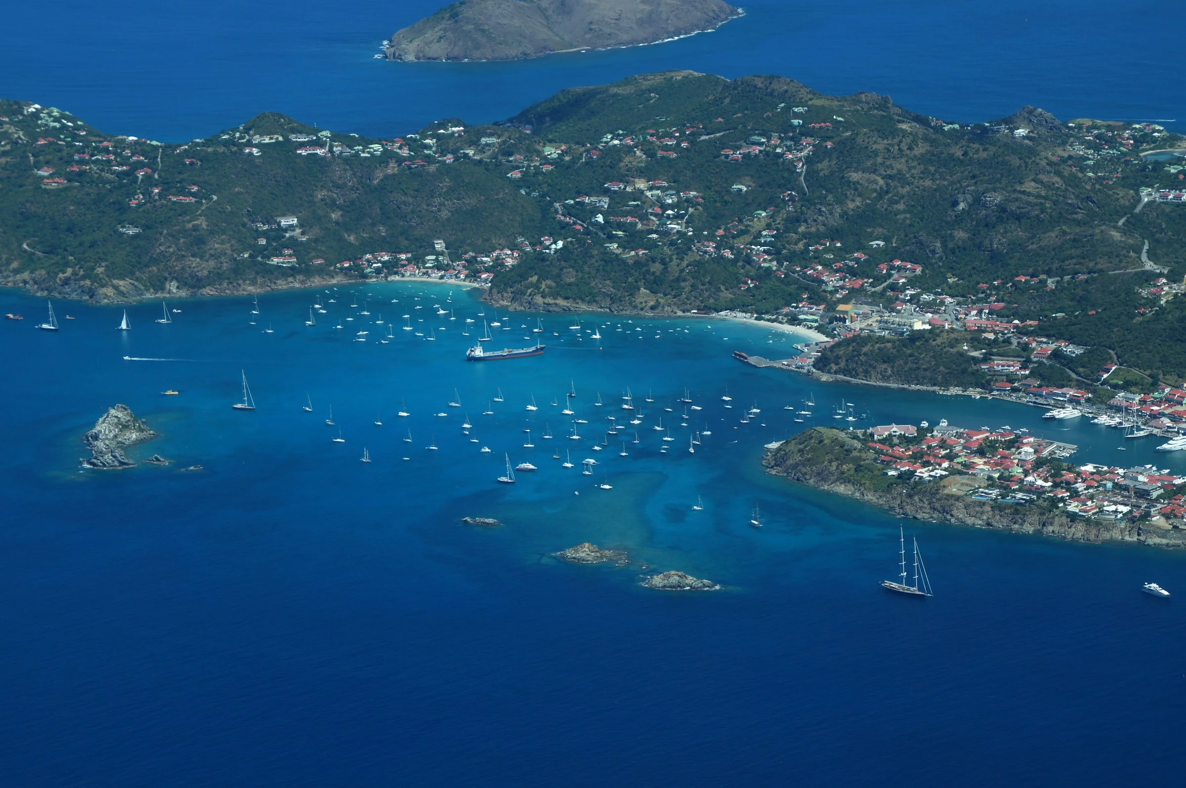 Get permanent residence in Saint Kitts and Nevis - legal support | VelesClub Int.
