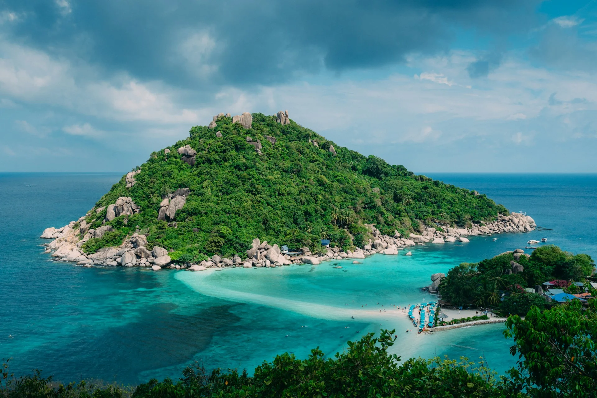 Investor Visa & Residency Permit in Samui – Pathway to Citizenship | VelesClub Int.
