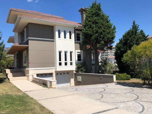 Elite project in the European part of Istanbul