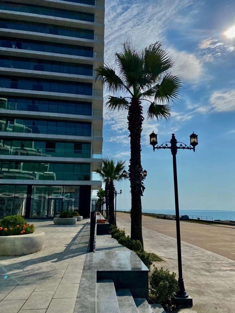 تنها مجتمع چندمنظوره لوکس در باتومی