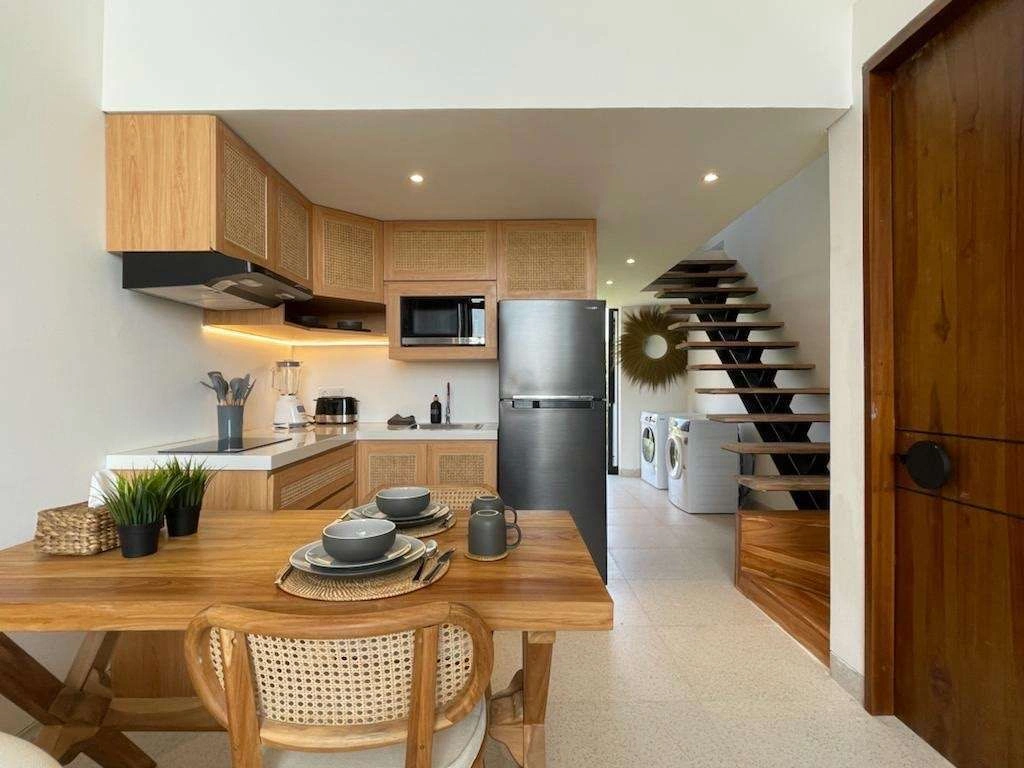 Apartment complex 450 meters from the sandy Batu