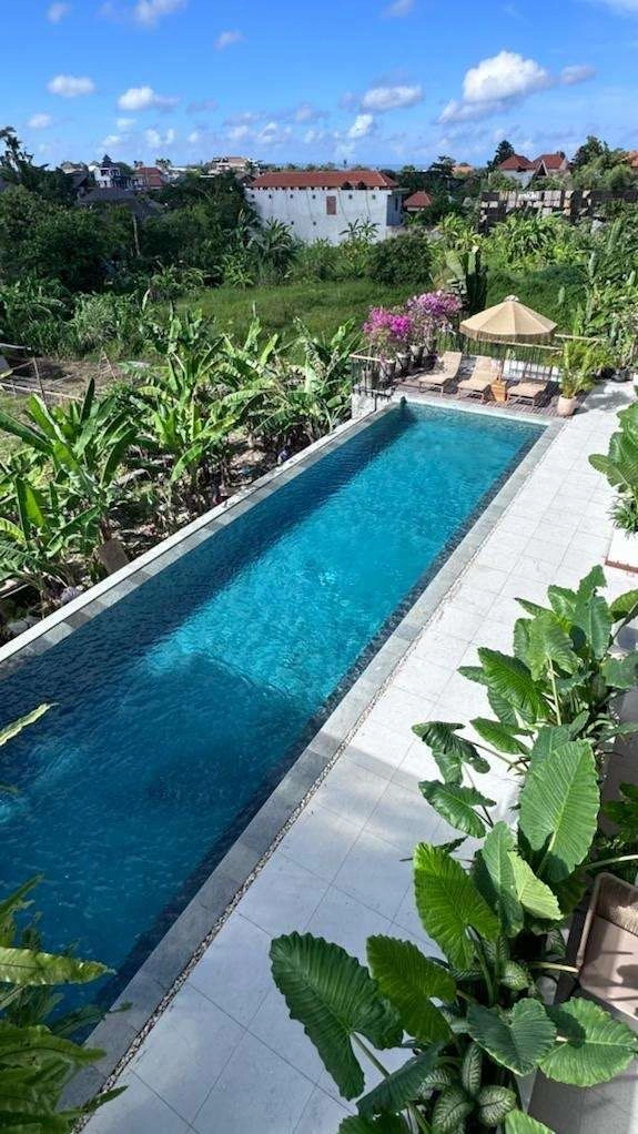 Apartment complex 450 meters from the sandy Batu