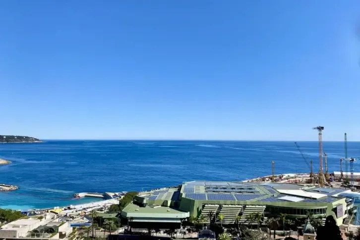 Apartamento 2+1 con terraza en Montecarlo, Mónaco