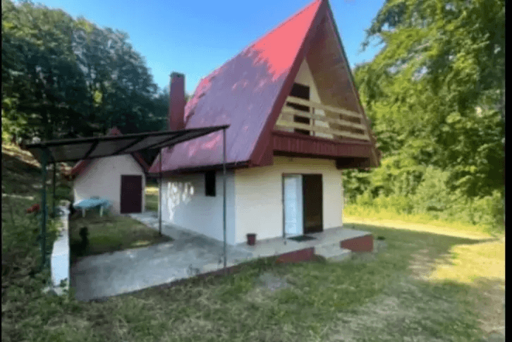 Compra una casa en Kolasin por 64k € ✅ reventa en Montenegro