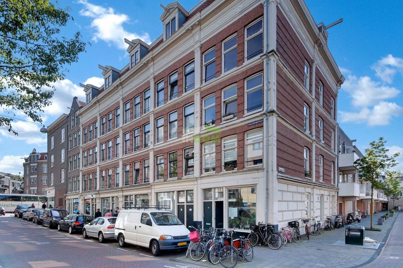 Eine Zweizimmerwohnung in einem historischen Gebäude in Amsterdam - 358.400 €