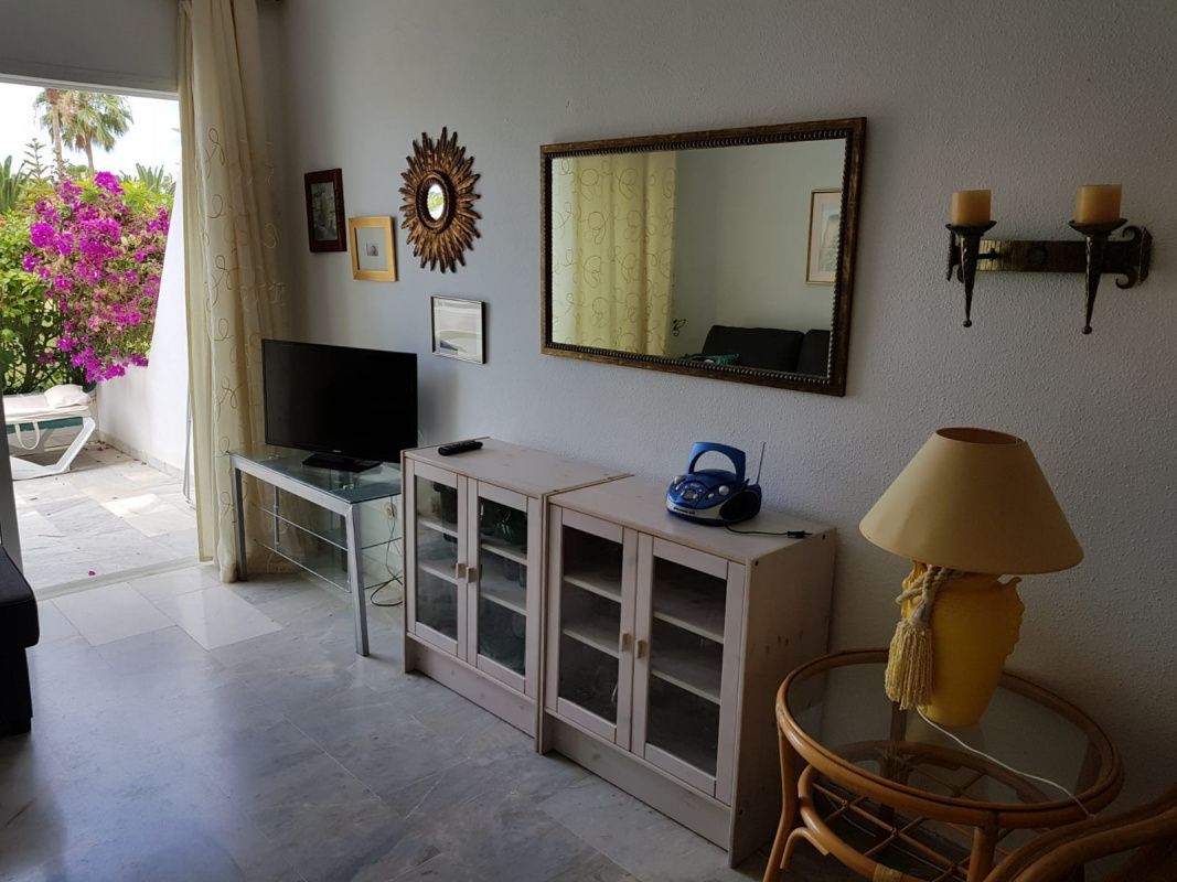 Appartement 1+1 luxueux avec accès à la plage sur l'île de Tenerife.