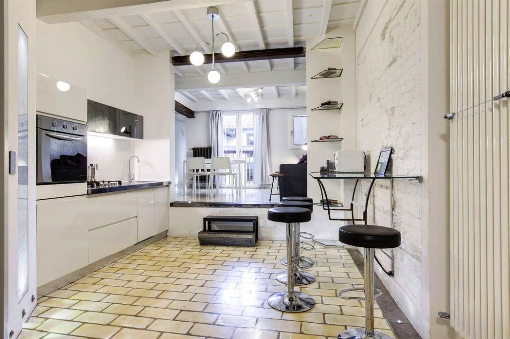 Income apartment 2+1 in the center of Florence