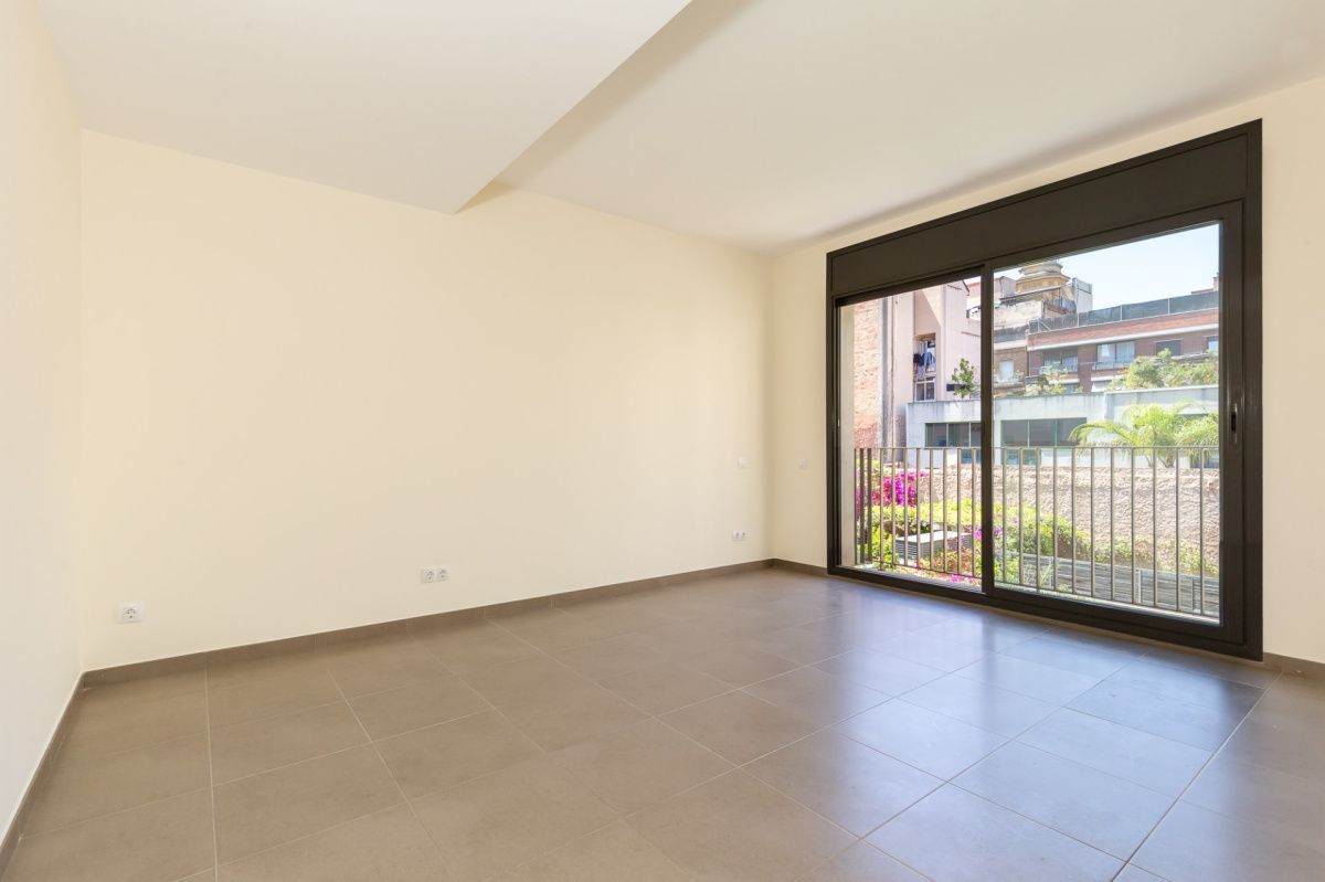 Stylish 2+1 apartment in Les Corts area of Barcelona