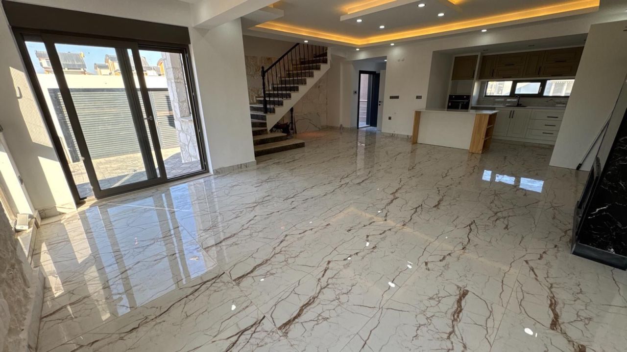 Villa moderna 3+1 con diseño exclusivo en Belek, Turquía