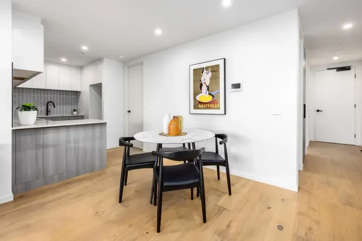 Family apartment 2+1 in the suburbs of Melbourne