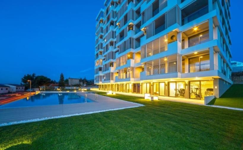 Unique commercial space in an exclusive 5* residence