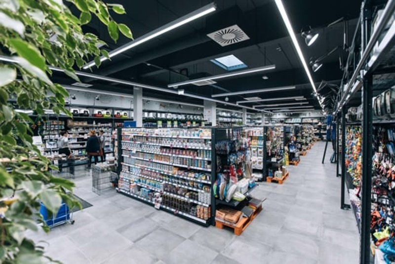 Achetez un centre commercial en Slovénie pour 2650k € ✅