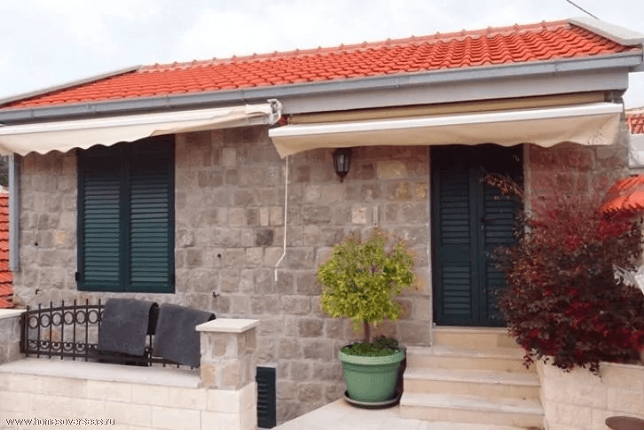 Stone house 1+1 in Belila on the Lustica peninsula
