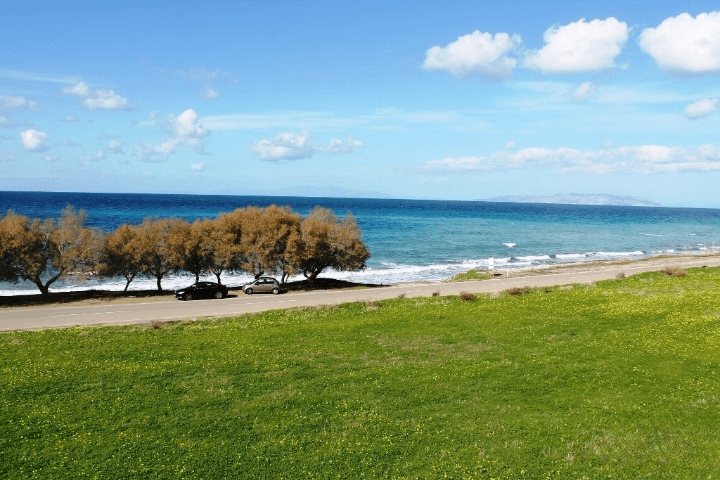 Terrain de 4320 m² à Rhodes