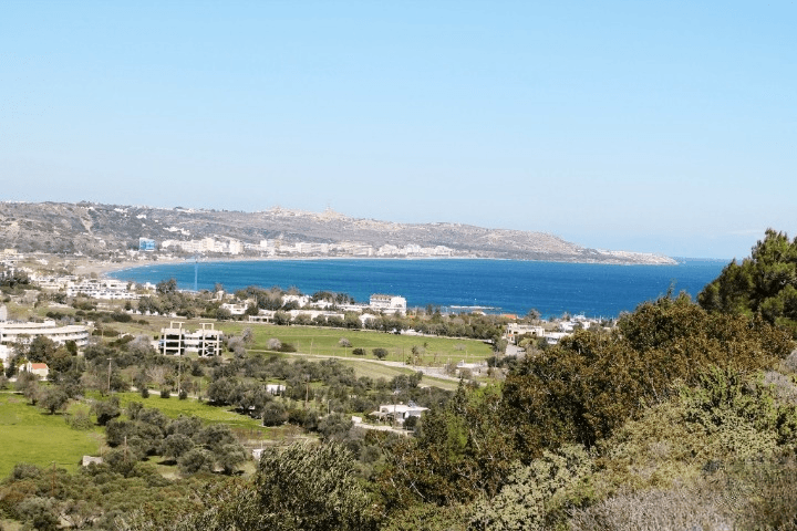 Terrain de 17500 m² à Rhodes