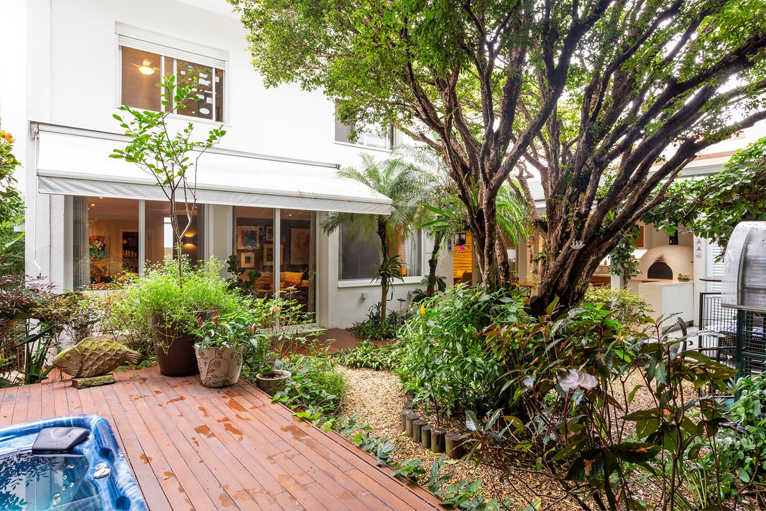 Casa 3+1 con vestidor en Sao Paulo, Brasil