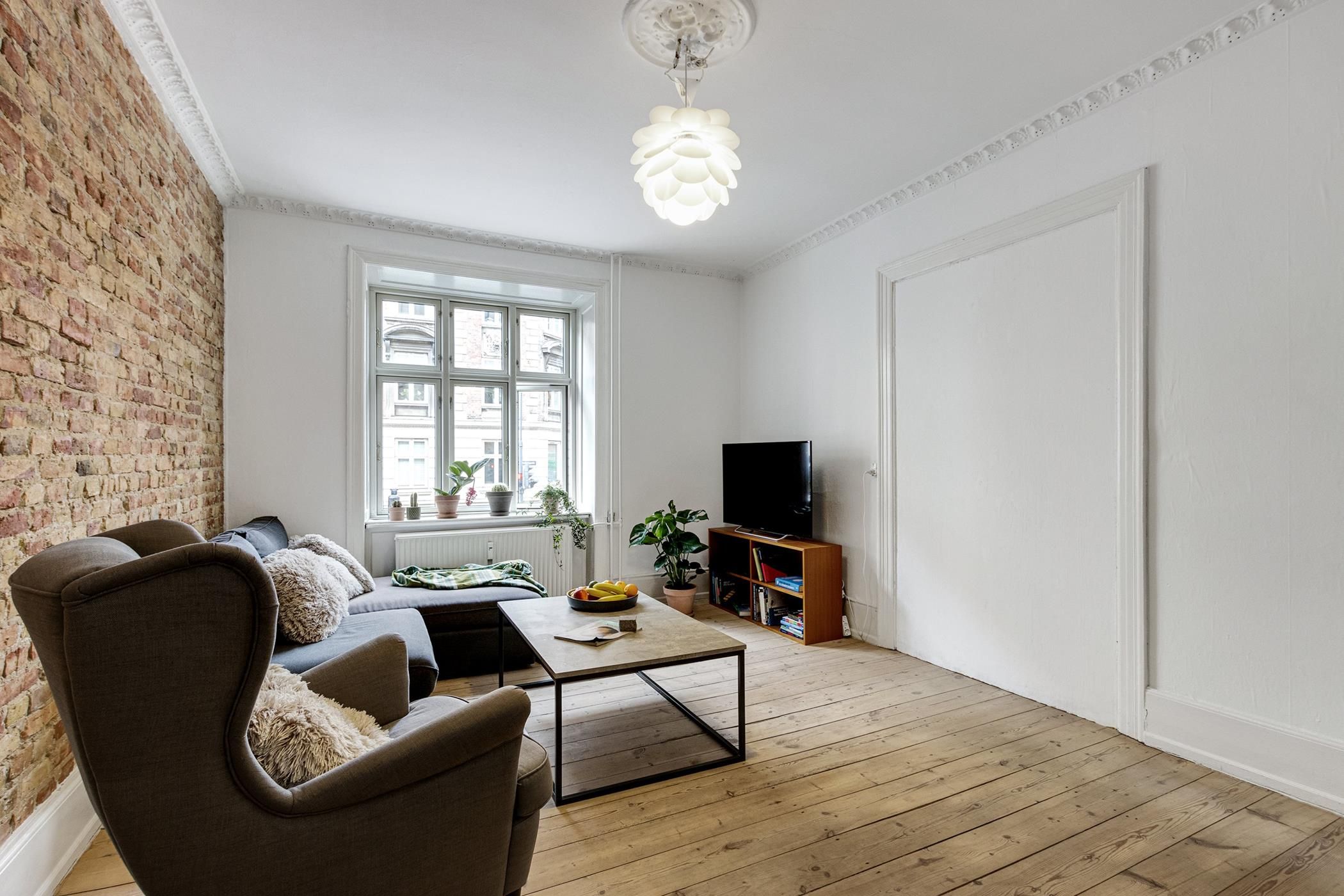 Bright apartment with thoughtful zoning in Copenhagen, Denmark
