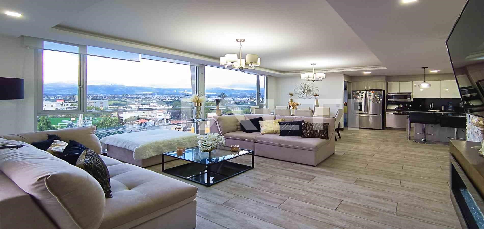 Appartamento 3+1 con terrazza a Quito, Ecuador