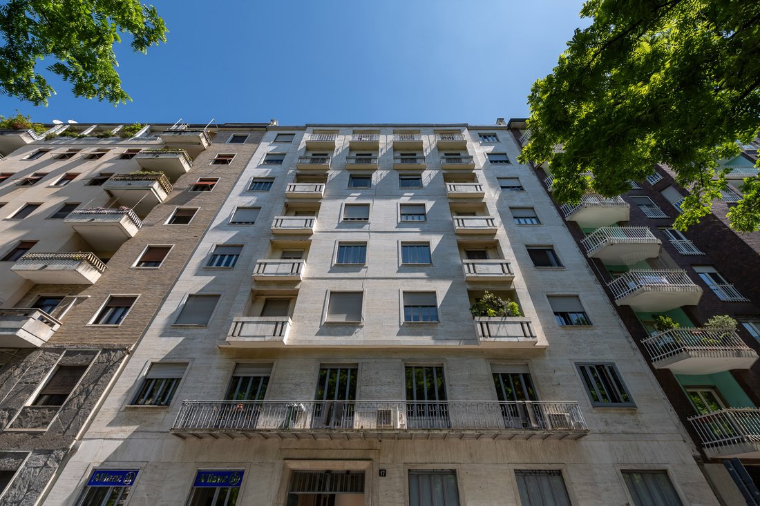 Apartamento luminoso 3+1 en Milán, Italia