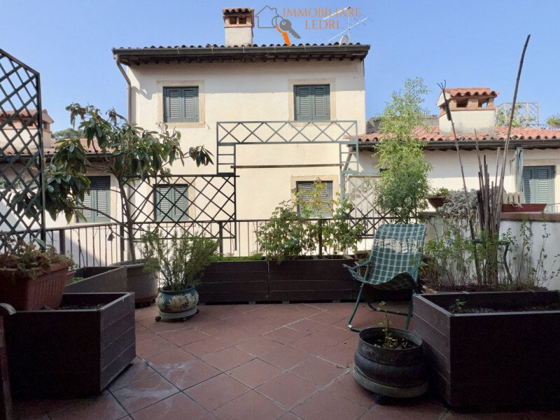 Airy apartment 3+1 in Verona, Italy