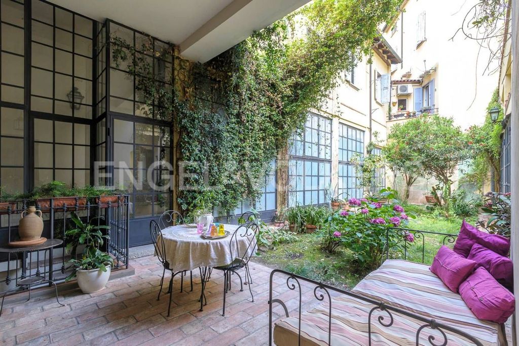 Inviting apartment 2+1 in Bologna, Italy