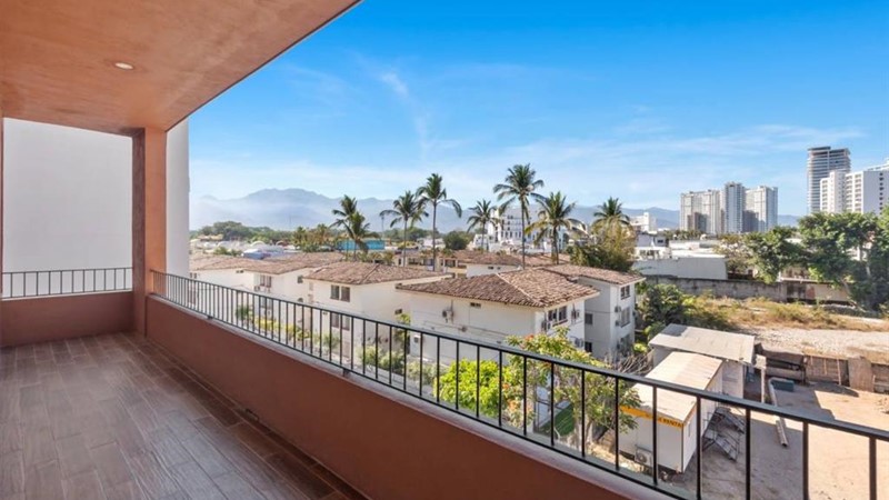 Spacious apartment 96 m2 in Puerto Vallarta, Mexico