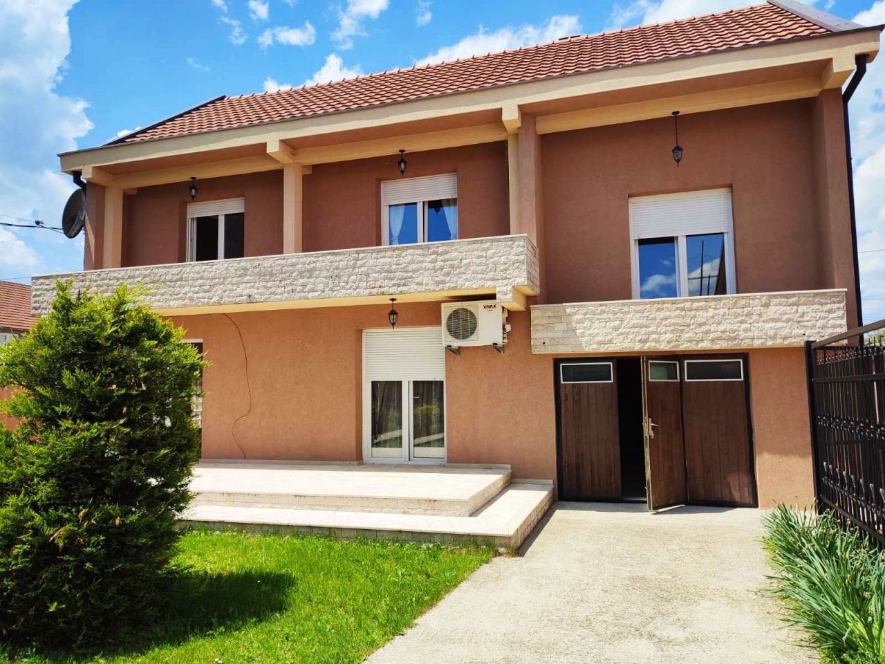 Casa accogliente 3+1 a Niksic, Montenegro
